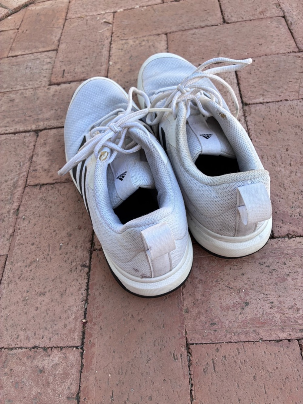 🔥Adidas Men’s Game Spec Athletic 3 stripes tennis shoe - Picture 5 of 10